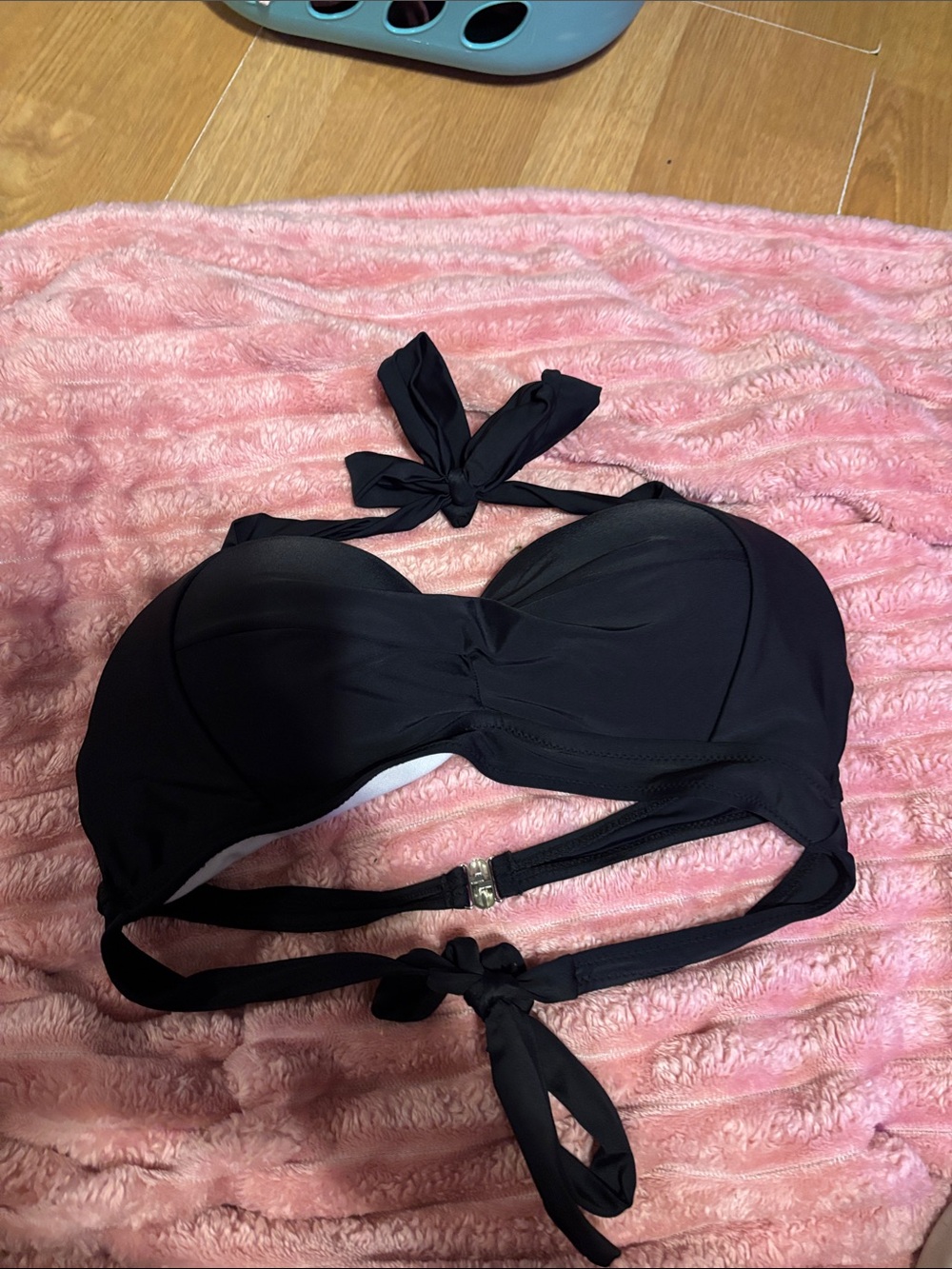 Bikini top , size L bra black